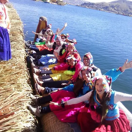Uros Amaru Marka Lodge Exterior foto
